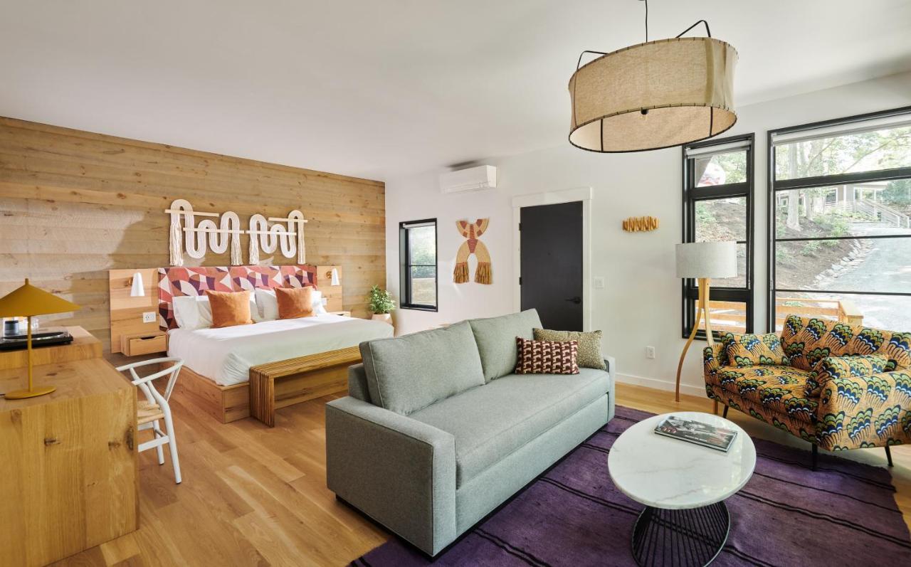Woodstock Way Hotel ภายนอก รูปภาพ