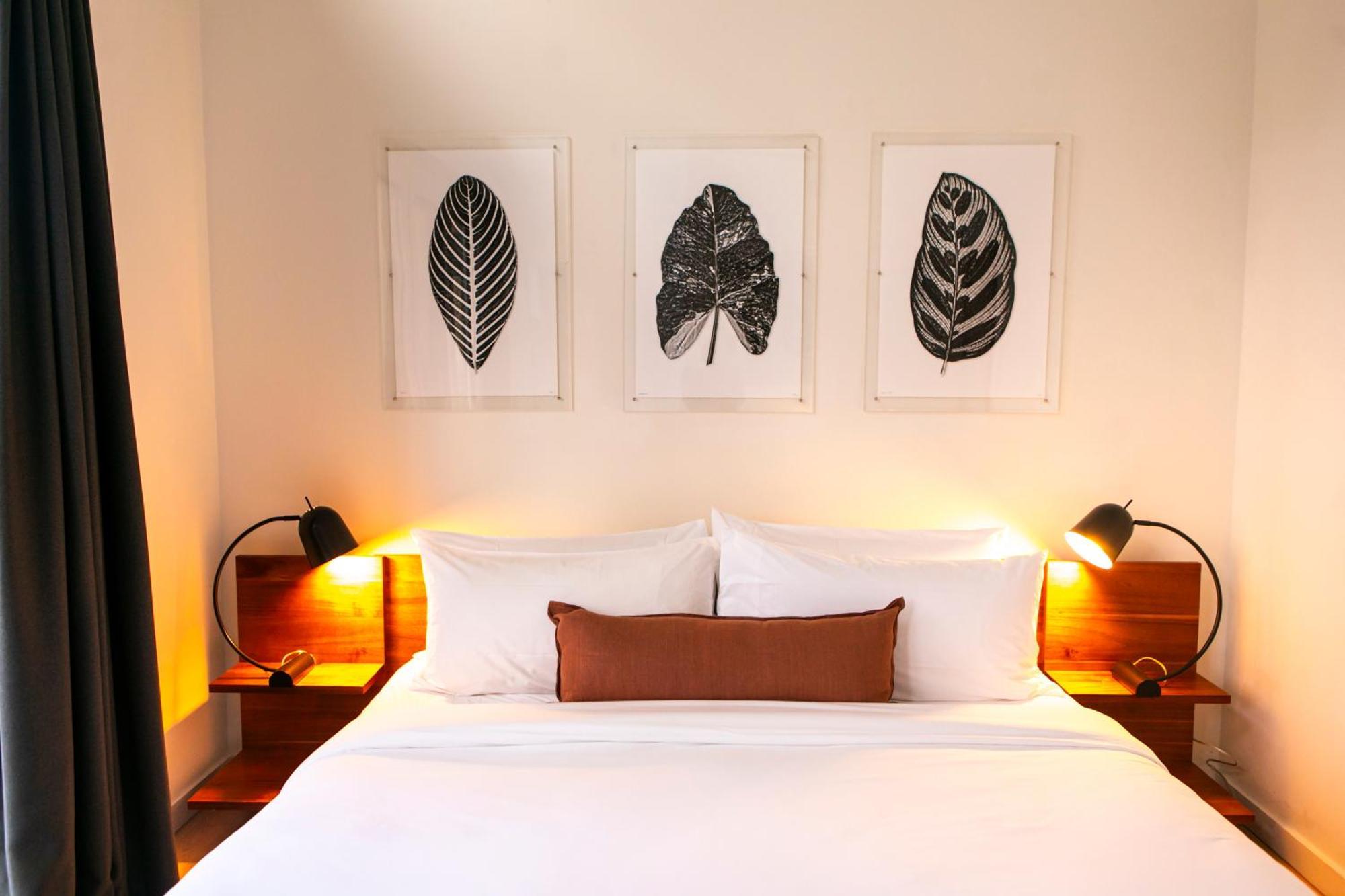Woodstock Way Hotel ภายนอก รูปภาพ